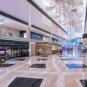 Conrad Vegas At World Las Vegas