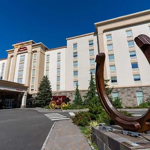 https://hampton-inn-suites-staten-island.us-newyorkcity.com